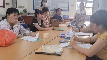 Nhiều người vẫn gặp khó khăn khi tái hòa nhập thị trường lao động