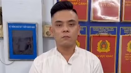 Bắt khẩn cấp kẻ "bênh chó", đánh nhân viên bảo vệ bất tỉnh trên phố đi bộ