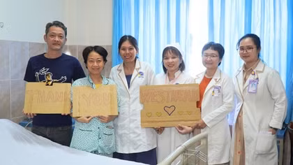 Chồng hiến thận, giữ mạng sống cho vợ bị suy thận giai đoạn cuối