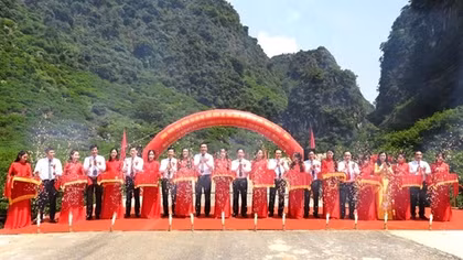 Khánh thành tuyến đường kết nối phát triển sản xuất vùng cây trồng đặc sản Lạng Sơn