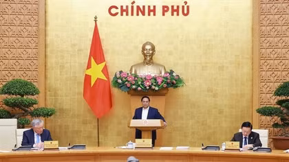 Thủ tướng biểu dương tinh thần “làm ngày, làm đêm, làm thêm ngày nghỉ”