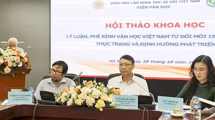 Lý luận, Phê bình văn học: Sự chuyển biến trong môi trường số hóa
