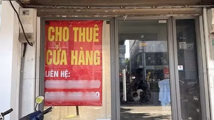 Làn sóng trả lại mặt bằng trong thời mua sắm số