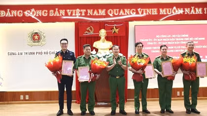 Thứ trưởng Nguyễn Văn Long biểu dương các đơn vị triệt phá đường dây tội phạm ma túy lớn