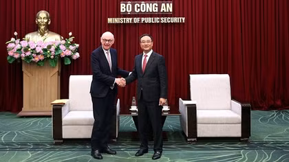 Bộ Công an tiếp tục đẩy mạnh hợp tác với Bộ Nội vụ Pháp