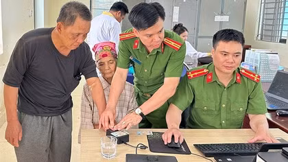 Cầu nối tìm lại tên cho những liệt sĩ chưa xác định được danh tính