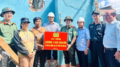 Bộ Công an hỗ trợ 40 tấn hàng cho đồng bào tỉnh Gia Lai