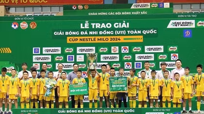 Vụ gian lận tuổi để vào CLB Sông Lam Nghệ An: Hãy để con vô tư