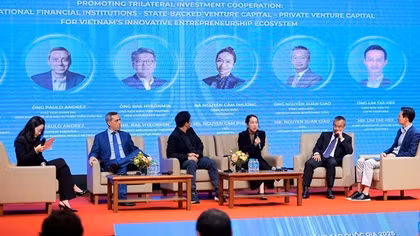 Hệ sinh thái khởi nghiệp sáng tạo tại Việt Nam: Cơ hội và thách thức