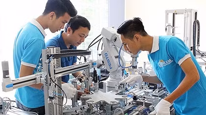 Thị trường lao động đang thừa lượng, thiếu chất