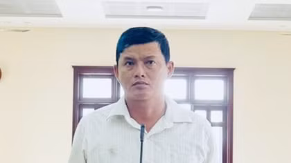 Cướp dây chuyền xong hối hận đem trả lại, bị cáo được giảm nhẹ hình phạt