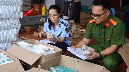 Doanh nghiệp ồ ạt xin rút số tiếp nhận công bố mỹ phẩm, có phải né hậu kiểm?