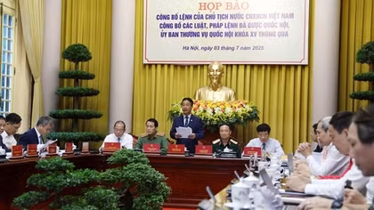 Tạo điều kiện thuận lợi trong thực hiện thủ tục nhập, trở lại quốc tịch Việt Nam