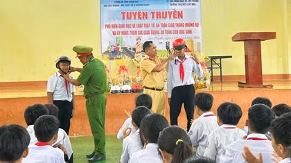 Công an Đồng Nai tăng cường giáo dục, xử lý vi phạm giao thông trong lứa tuổi học sinh