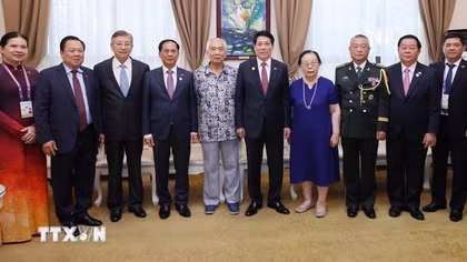 Chủ tịch nước gặp gỡ gia đình các nhân sỹ, tướng lĩnh, cố vấn Trung Quốc từng giúp đỡ Việt Nam