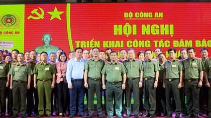 Bảo đảm an ninh, an toàn để công nhân, người lao động sống, làm việc trong trật tự, kỷ cương