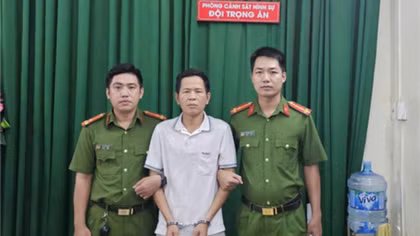 Bắt khẩn cấp giám đốc chi nhánh ngân hàng liên quan đường dây “tín dụng đen”