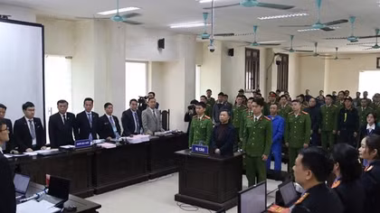 Cựu Đại biểu Quốc hội Lưu Bình Nhưỡng bị tuyên phạt 13 năm tù