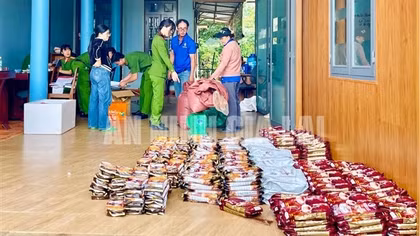 Tạm giữ hình sự 1 Giám đốc Công ty nghi sản xuất cà phê giả