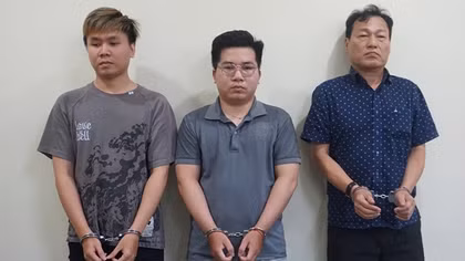 Khởi tố, bắt tạm giam 3 đối tượng quản trị hệ thống kênh Youtube “Người đưa tin”
