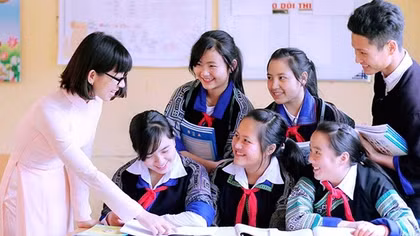 Phấn đấu tuyển mới mỗi năm 2.000-2.500 sinh viên đại học, cao đẳng là người dân tộc thiểu số