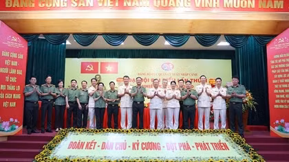 Chủ động tham gia đóng góp tích cực vào quá trình mở cửa, hội nhập quốc tế