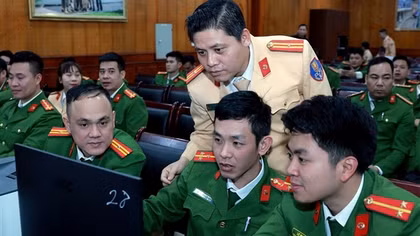 Công an Hà Nội tập huấn công tác cấp, đổi GPLX cho Công an cấp xã