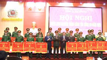 Công an Nghệ An không ngừng đổi mới, sáng tạo các phong trào thi đua góp phần vào thành tích chung