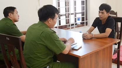 Níu kéo bất thành, dùng băng dính bịt miệng mẹ và bắt cóc con trai người tình