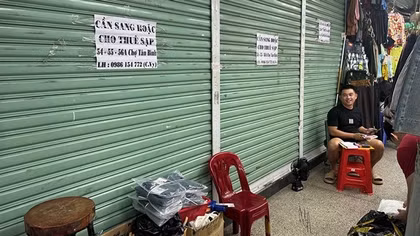 Vì sao nhiều tiểu thương vẫn đóng cửa hàng?