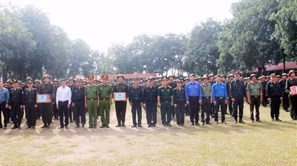 Khai giảng khóa huấn luyện chiến sĩ mới tại vùng Tây Nam Bộ