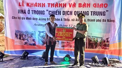 Công an Đà Nẵng bàn giao căn nhà đầu tiên trong Chiến dịch Quang Trung