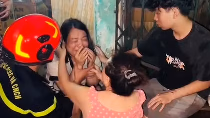 Cứu 5 người thoát khỏi đám cháy trong đêm