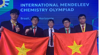 4/4 học sinh Việt Nam giành huy chương Olympic Hóa học quốc tế Mendeleev 2025