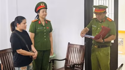 Chặt đứt đường dây sản xuất dầu gội giả thương hiệu độc quyền