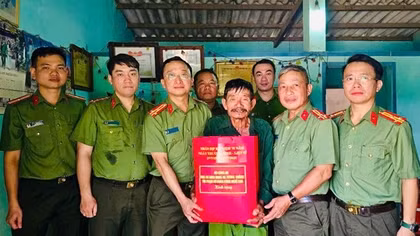 Công an các đơn vị, địa phương tri ân nhân ngày Thương binh, Liệt sĩ