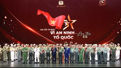Biến phong trào thi đua thành sức mạnh vĩ đại giữ gìn đất nước muôn đời bền vững
