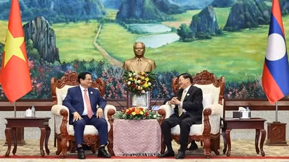 Thủ tướng Phạm Minh Chính hội kiến Tổng Bí thư, Chủ tịch nước Lào
