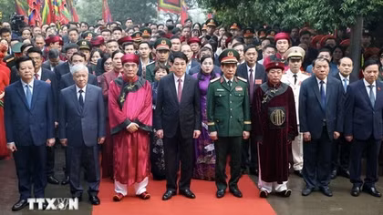 Chủ tịch nước Lương Cường dâng hương Giỗ Tổ Hùng Vương