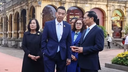 Hai Bộ trưởng Ngoại giao Việt Nam, Thái Lan thăm Hoàng thành Thăng Long