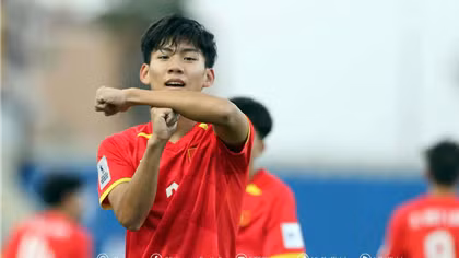 Khập khiễng giải trẻ cho cầu thủ Việt Nam