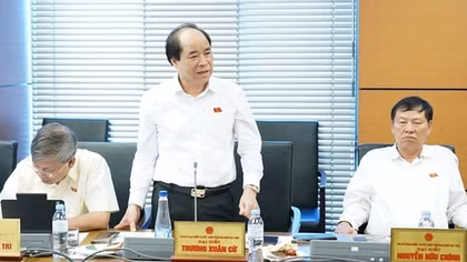 Đại biểu băn khoăn vấn đề xét tuyển, đề nghị có khung tiêu chí chung trong đánh giá viên chức