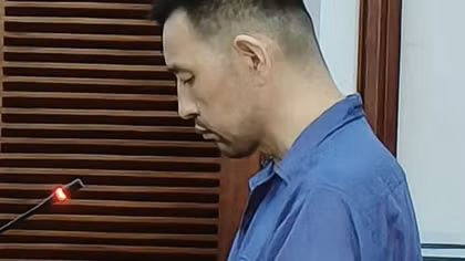 Người đàn ông nước ngoài giấu 10 gói ma túy trong vùng kín lĩnh 20 năm tù