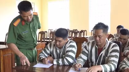 Mong ngày trở về