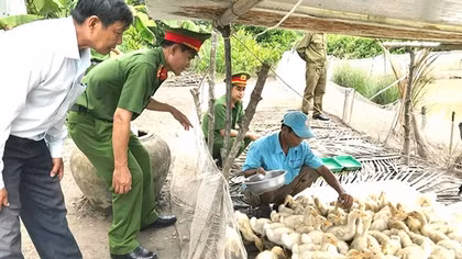 Giúp đỡ người hoàn lương tái hòa nhập cộng đồng
