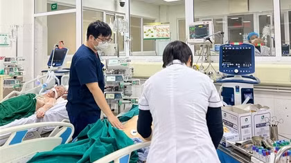 Nhiều người nhập viện vì viêm phổi nặng