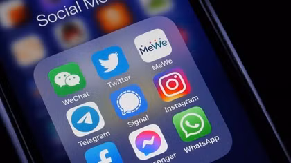 Báo Đức: Không khó để tìm số điện thoại và email quan chức cấp cao Mỹ