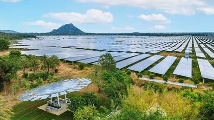 An Hảo Solar "biến hình thần tốc"
