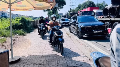 Xử lý nghiêm các trường hợp leo lề đường, vượt đèn đỏ
