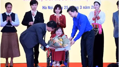 Giải thưởng “Bền Đam Mê” cùng cô giáo “Tâm thủy tinh” ươm mầm tri thức hàng trăm học sinh